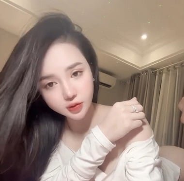 Chu Thúy Quỳnh làm tình với bạn trai mới quen