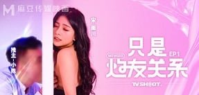 Cặp sừng to liền cắm vào người yêu khi bước vào showbiz