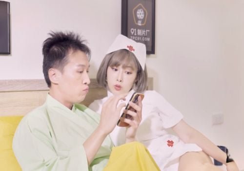 Y tá Li Nana dâm dục phục vụ bệnh nhân bằng cách chịch nhau để chữa khỏi nhanh chóng